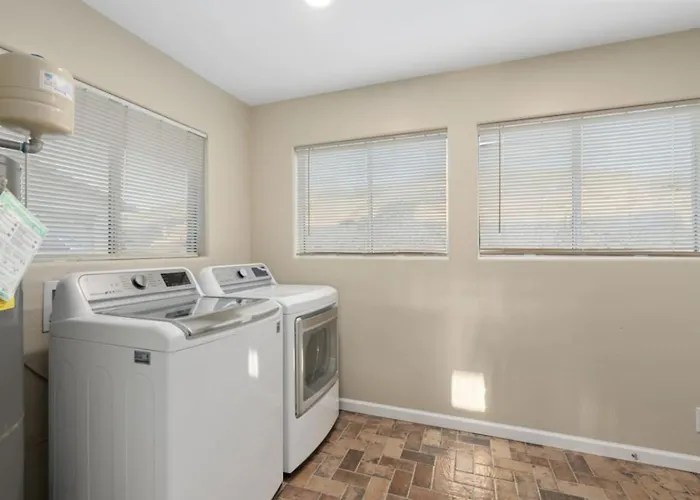 Mountain Getaway 3br With Hot Tub, Gym And Sauna